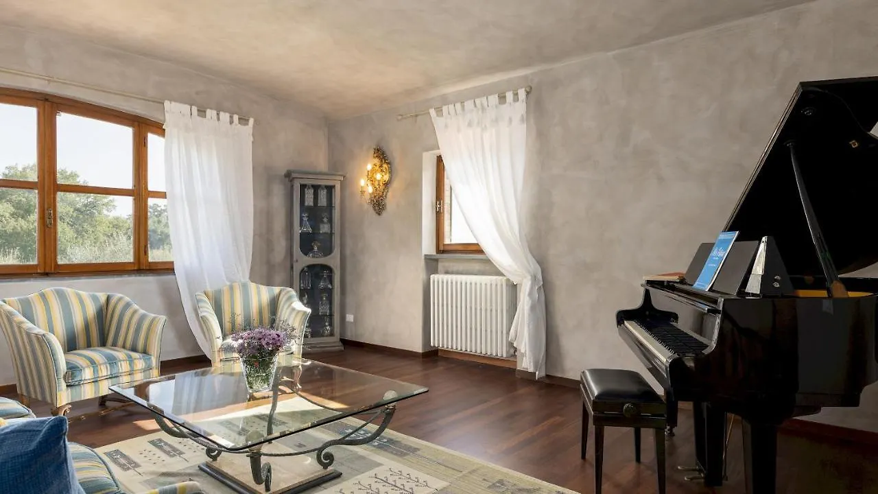 Villa Adisa 8, Emma Villas Uzzano