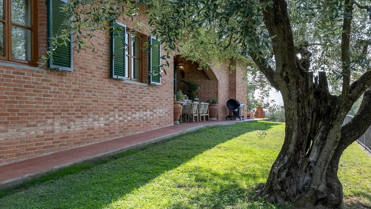 Villa Adisa 8, Emma Villas Uzzano