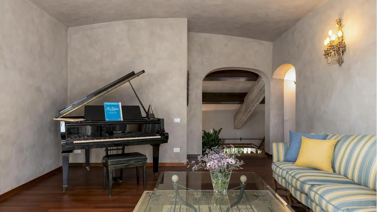 Villa Adisa 8, Emma Villas Uzzano